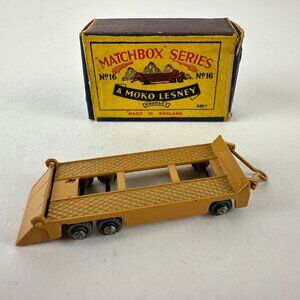 Vintage Matchbox Series No.16 A Moko Lesney Diecast Car Transporter Toy